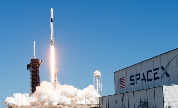 Musk plant, 30 % der neuen SpaceX-Aktien Privatanlegern zuzuteilen und bricht damit mit den US-amerikanischen Börsengangskonventionen.